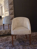Стул-кресло Besana модель THEA