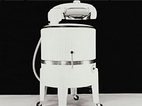 История создания первой стиральной машины