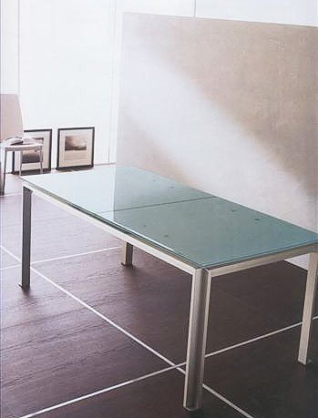Столы и стулья - Bontempi Casa Страна производитель - ИталияСтол  итальянской фабрики Bontempi Casa. Алюминий, стекло.