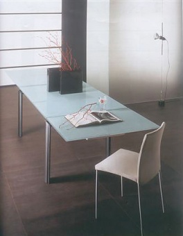 Столы и стулья - Bontempi Casa Страна производитель - Италия Стол итальянской фабрики Bontempi Casa. Размер: 90х160(210)см. или 90х196(256)см.; h - 75см. Стекло, алюминий.