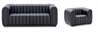 Club 1910 (Коллекция «Recreation Josef Hoffmann»)Реплика оригинальной модели Club - яркое свидетельсво многогранности таланта Йозефа Хоффманна. Отказавшись от излюбленных кубических форм, Хоффманн изобретает мебель поистине рубенсовских очертаний.