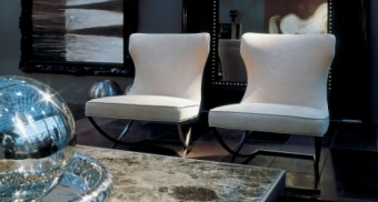 Paloma armchair. 58x67 h.73 Nabuck Sable; pouf 58x58 h.35