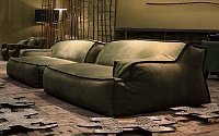 Damasco sofa. 300x107 h.70 Evergreen Velouté (C)